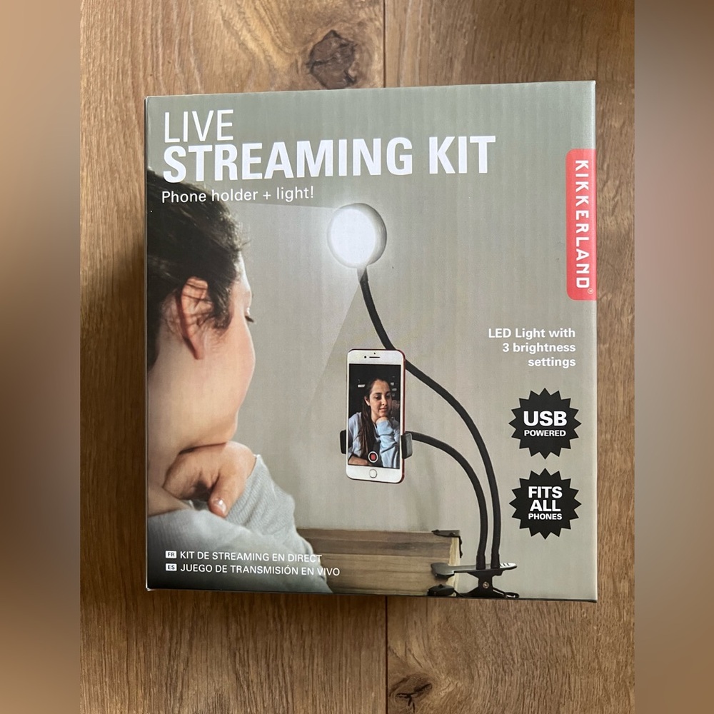 Kikkerland Streaming Kit - Unopened.